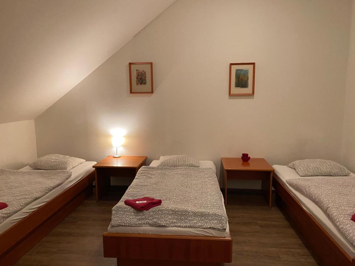 ホテルRestaurace U Vlkove Kamenice エクステリア 写真